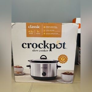 Crock-Pot 4.5 Quart Round Classic Slow Cooker w/ 3 Manual Heat Settings Silver
